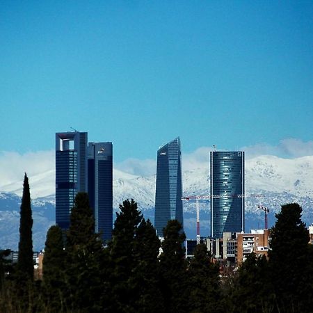 Apartment Madrid Barajas Luaran gambar