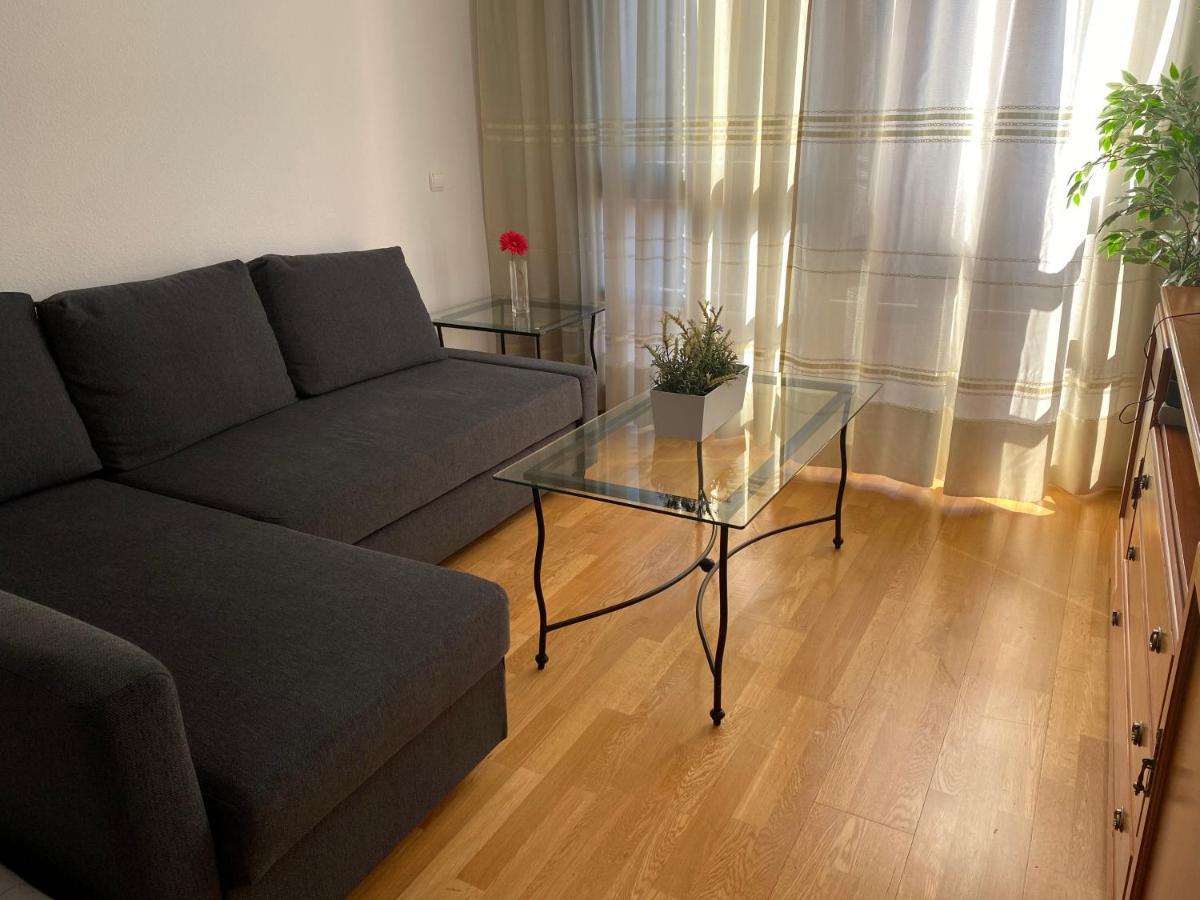 Apartment Madrid Barajas Luaran gambar